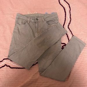 American Eagle Pink Hi-Rise Jegging